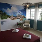 Bellevue Bed & Breakfast